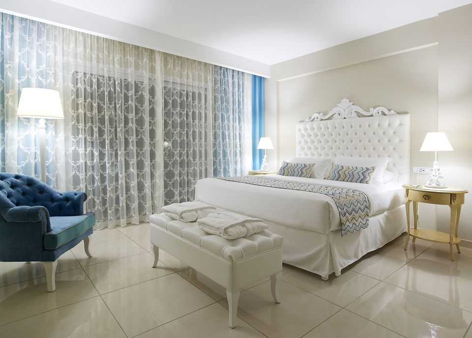 Deluxe Room Garden View with Shared Pool