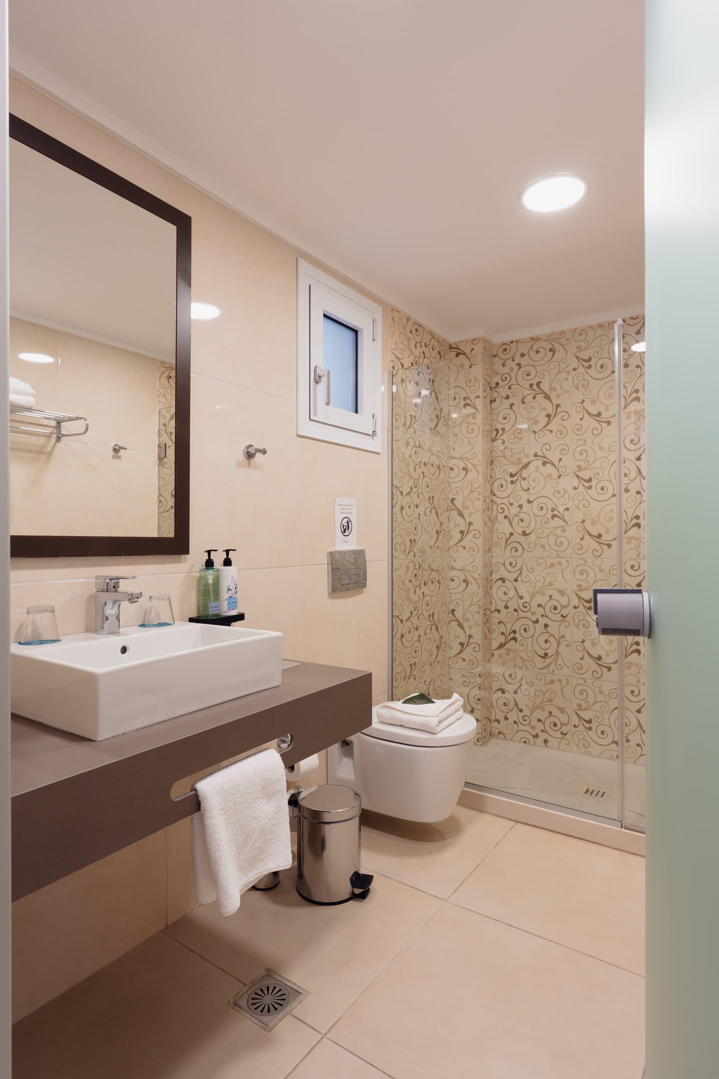 Grand Family Suite 2-Bedrooms Garden View (6 persons)