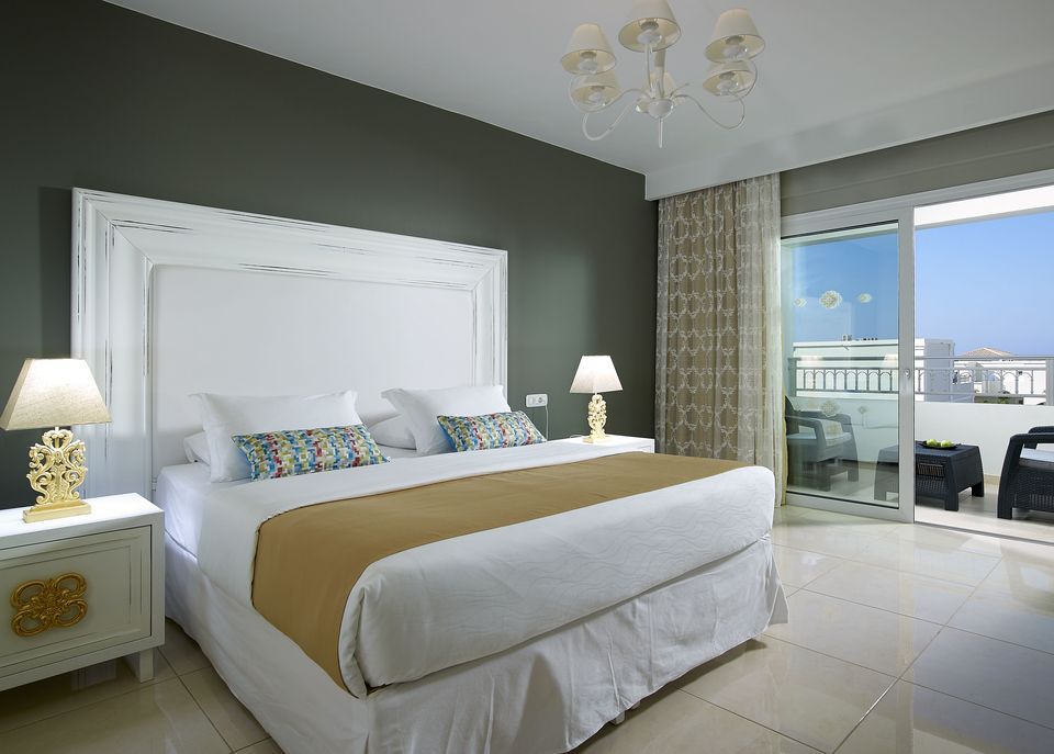 Deluxe Suite Garden View