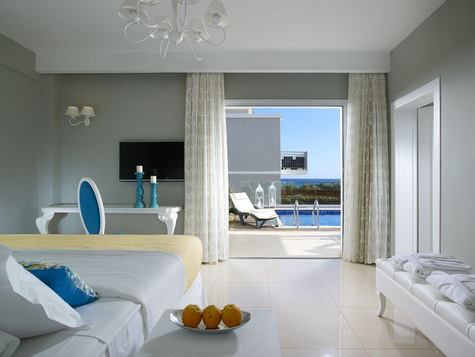 Deluxe Suite Garden View with Private Pool