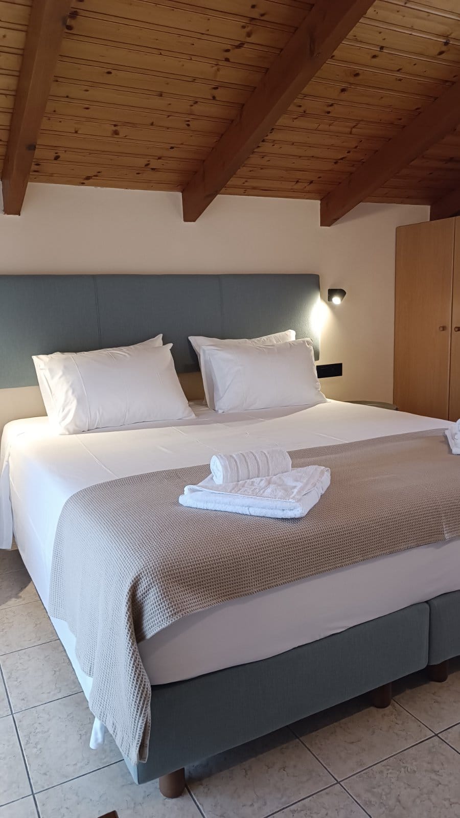 Loft Studio - King Size Bed & Views