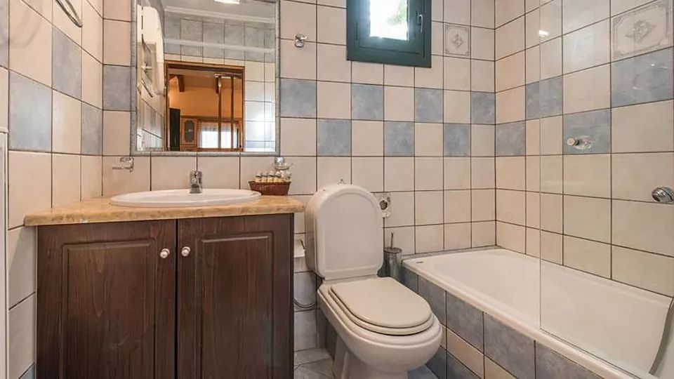 Special Offer Family Residence with Semi Pool