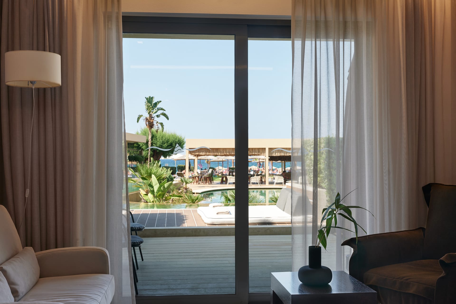 Superior Room Lagoon Swim Out