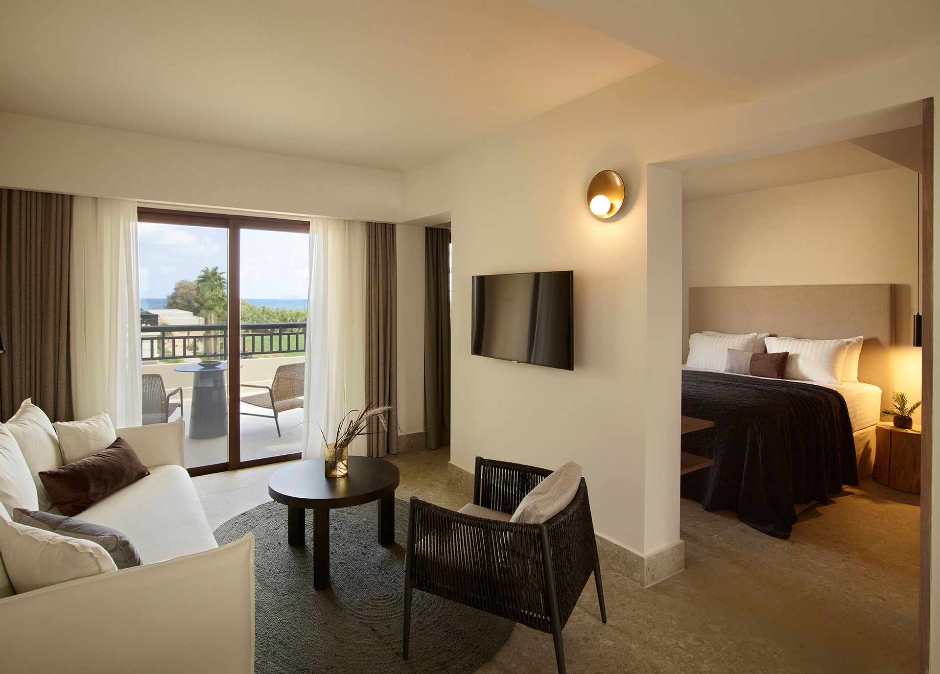 Deluxe Side Sea View