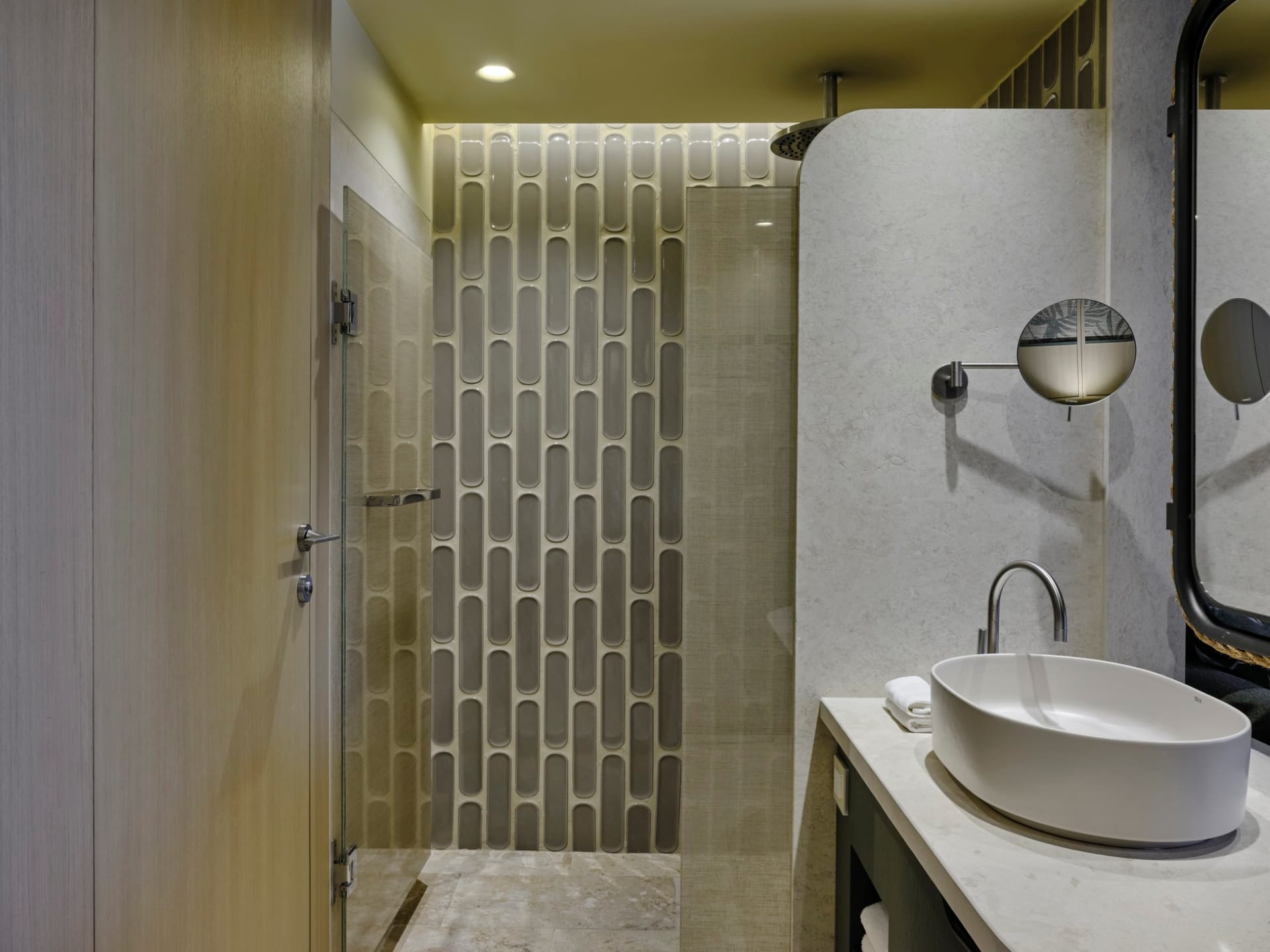 Botanical Loft Suite