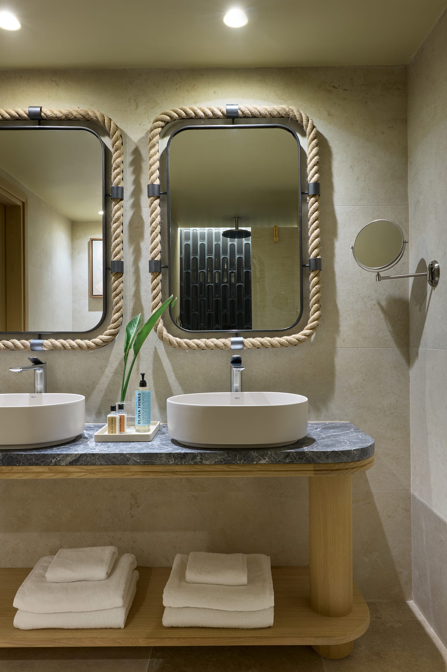 Signature Suite Swim Out