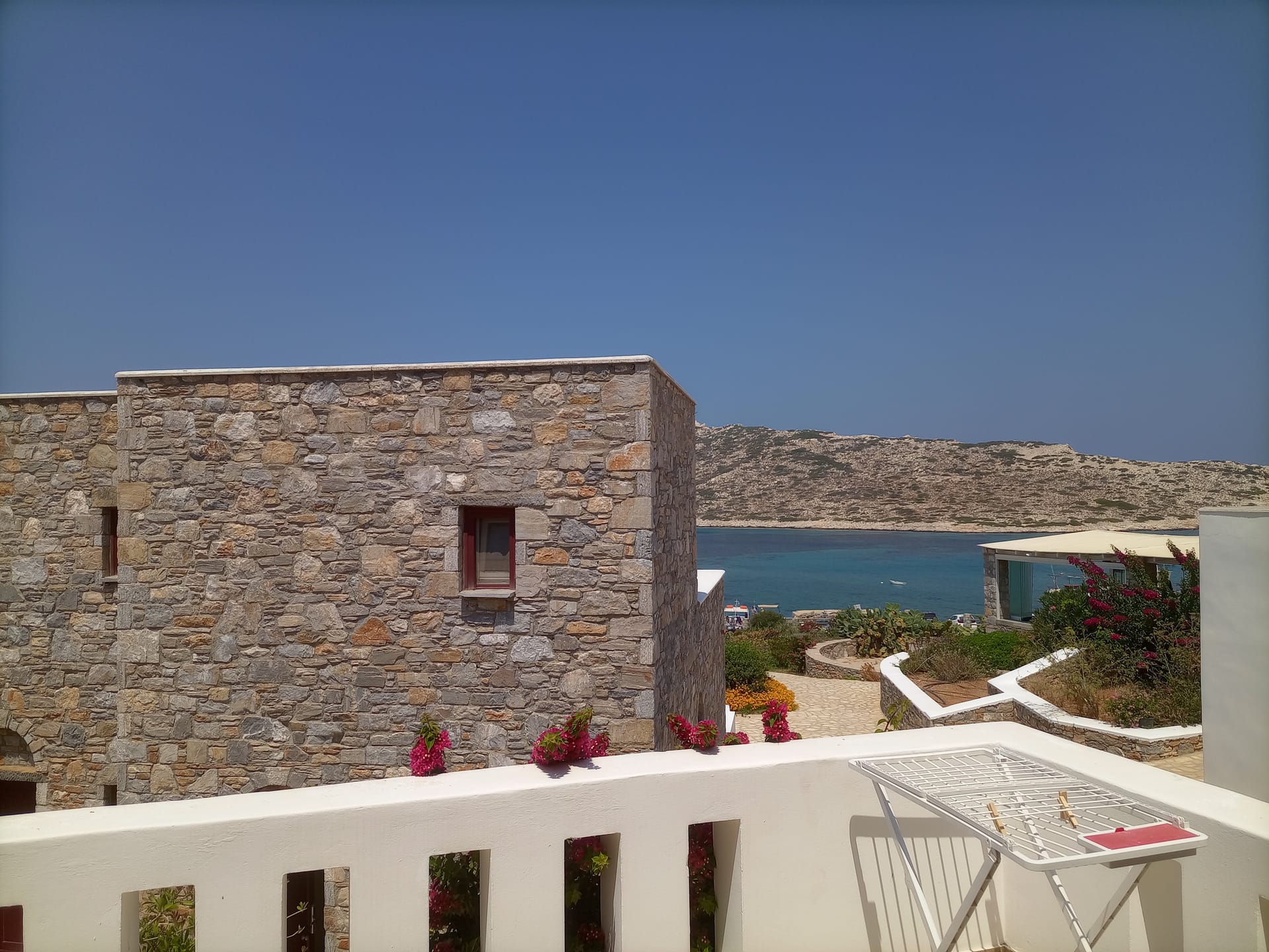 Family Apartment Ground Floor with Side Sea View