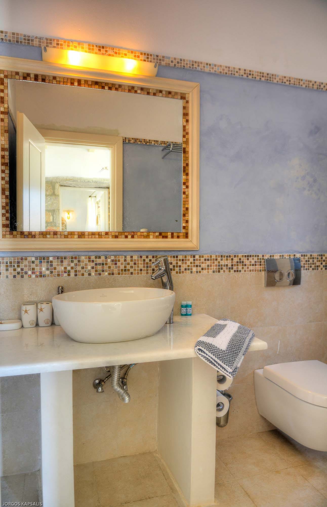 Family Suite with Sea View - Pool View