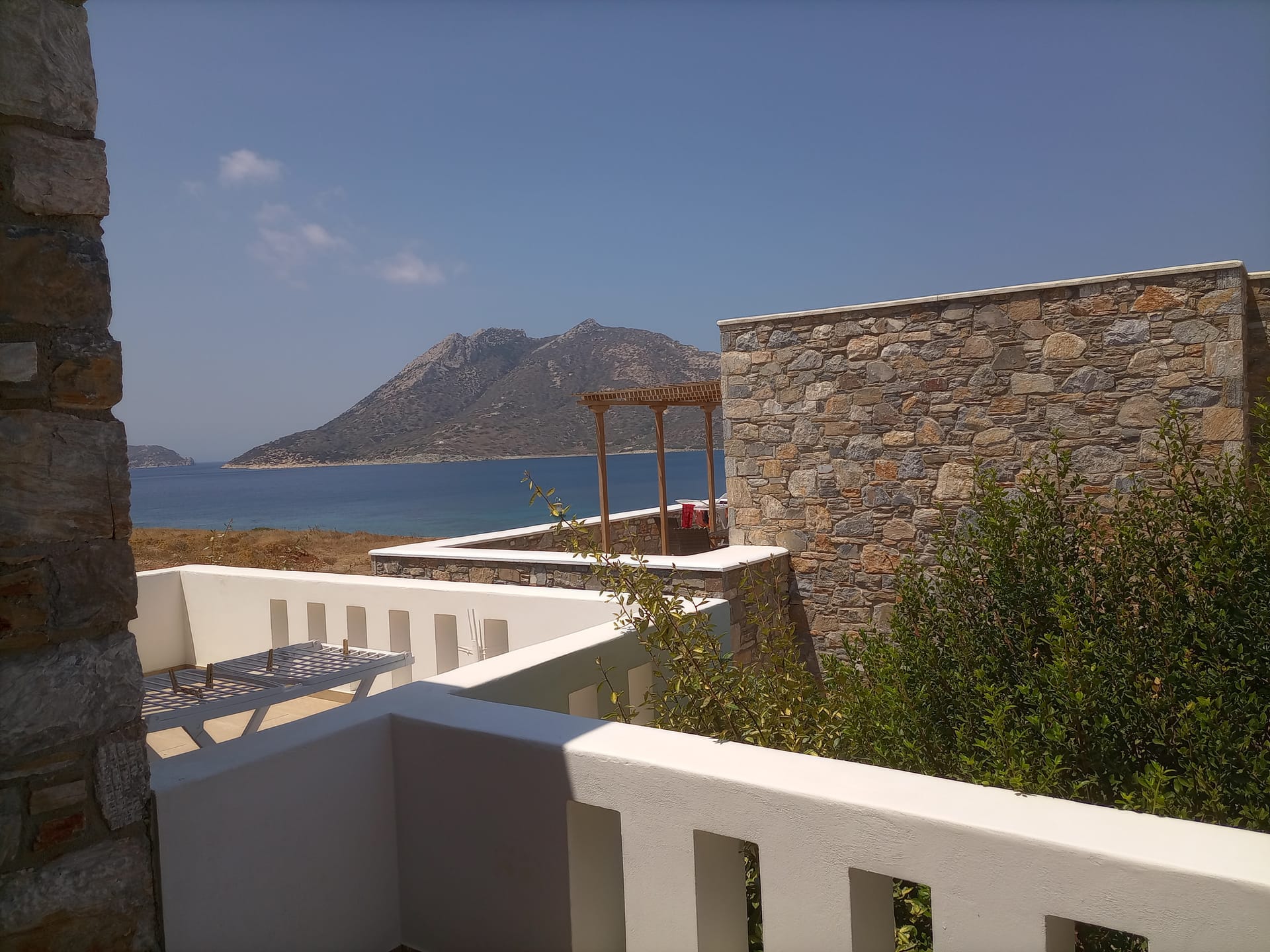 Standard Apartment Ground Floor with Side Sea View