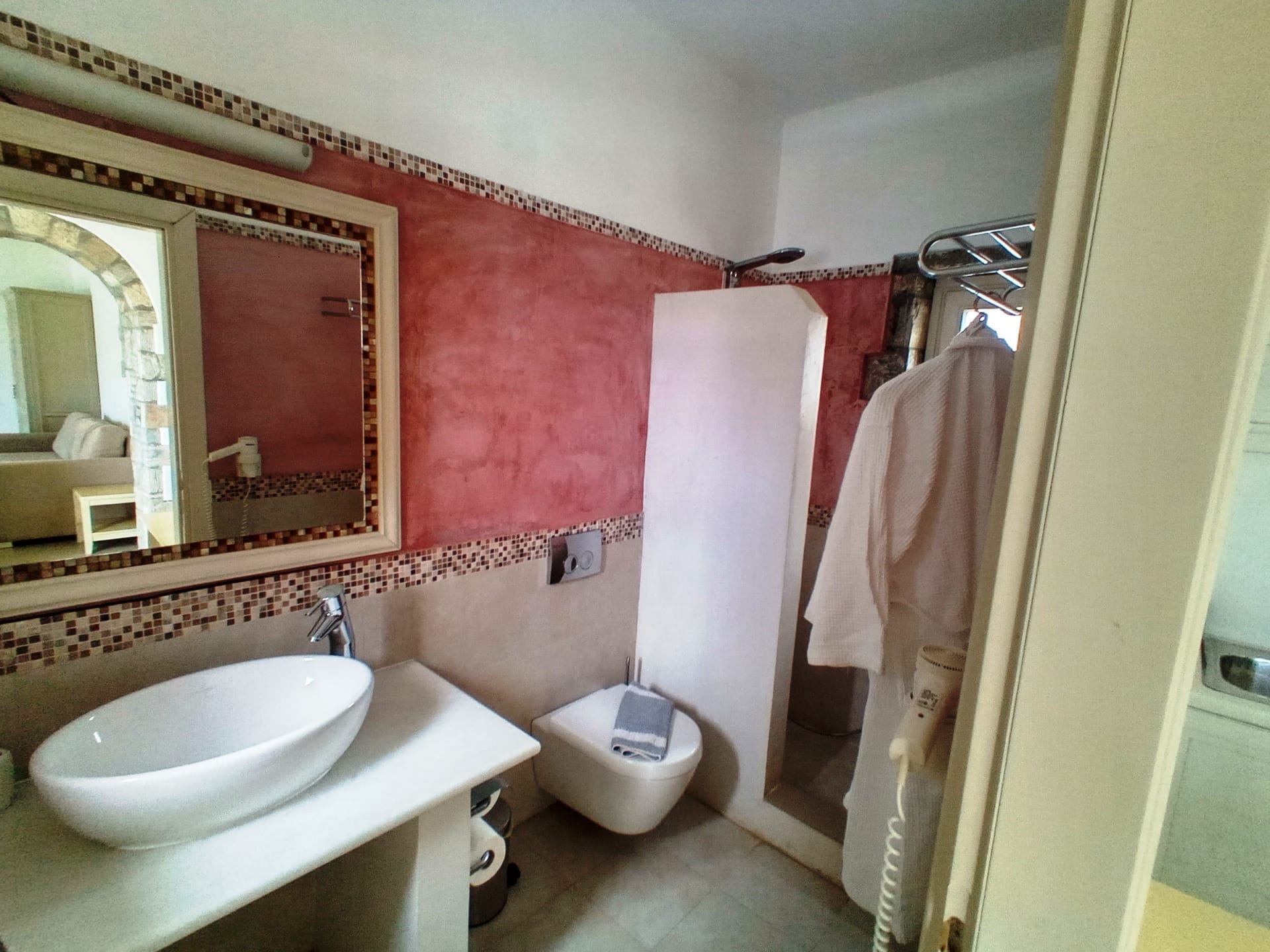 Superior Apartment First Floor with Sea View - Rear