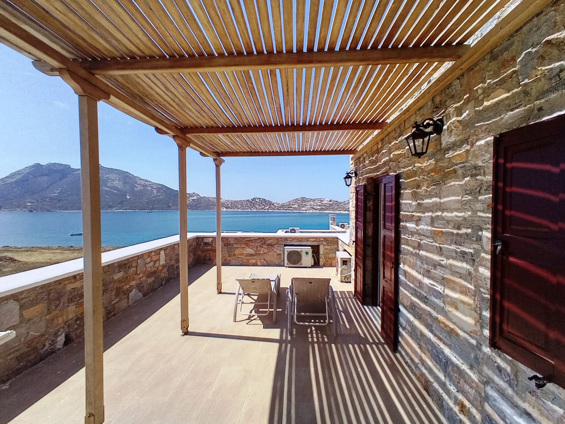 Superior Apartment First Floor with Sea View - Rear