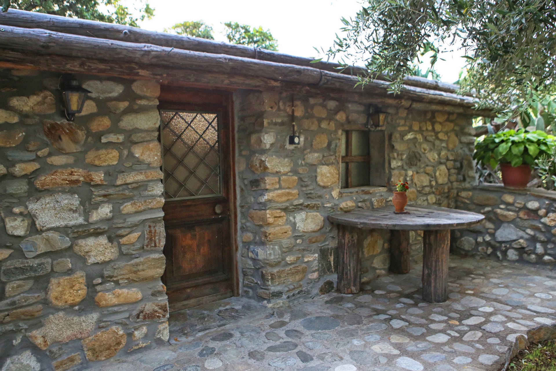 Deluxe Triple Room Ikaros