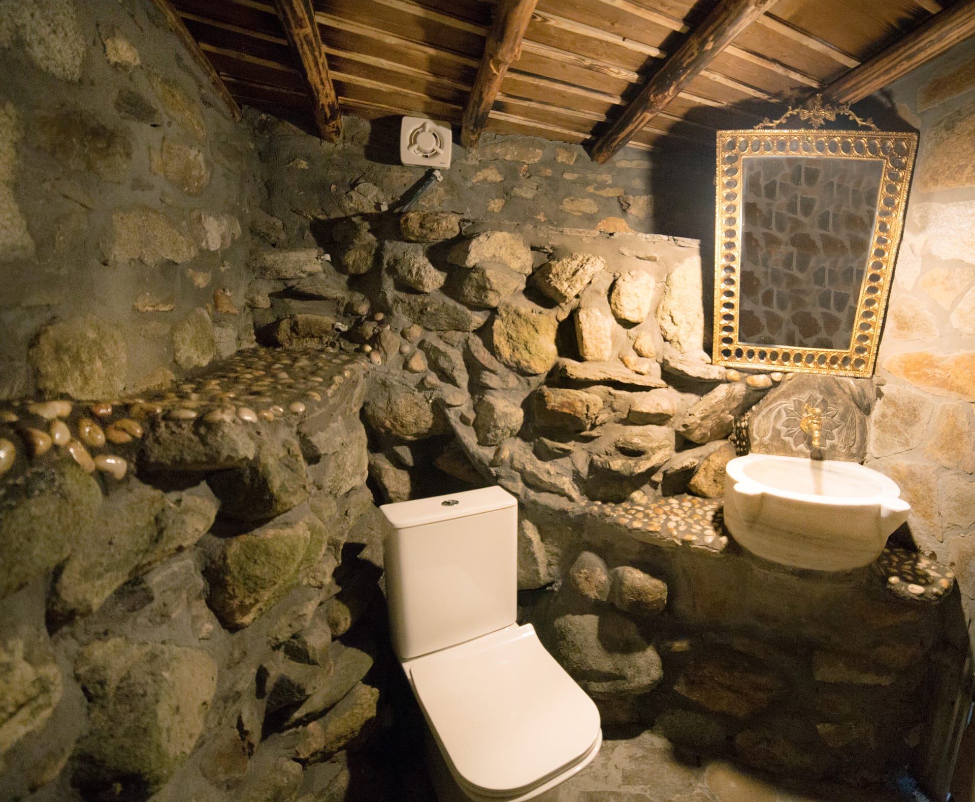 Deluxe Triple Room Daedalus