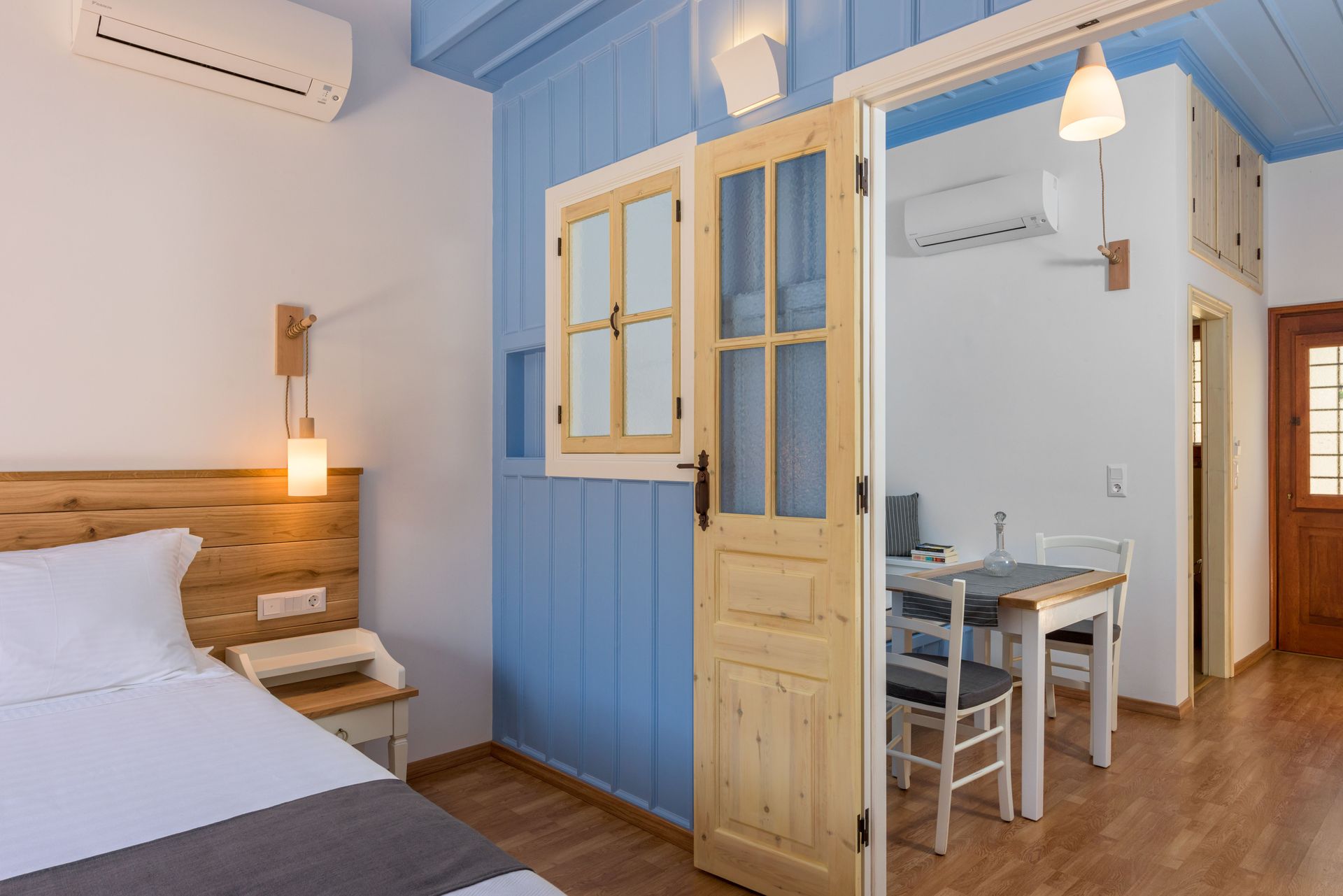 Deluxe Apartment with Private Veranda and Sea View