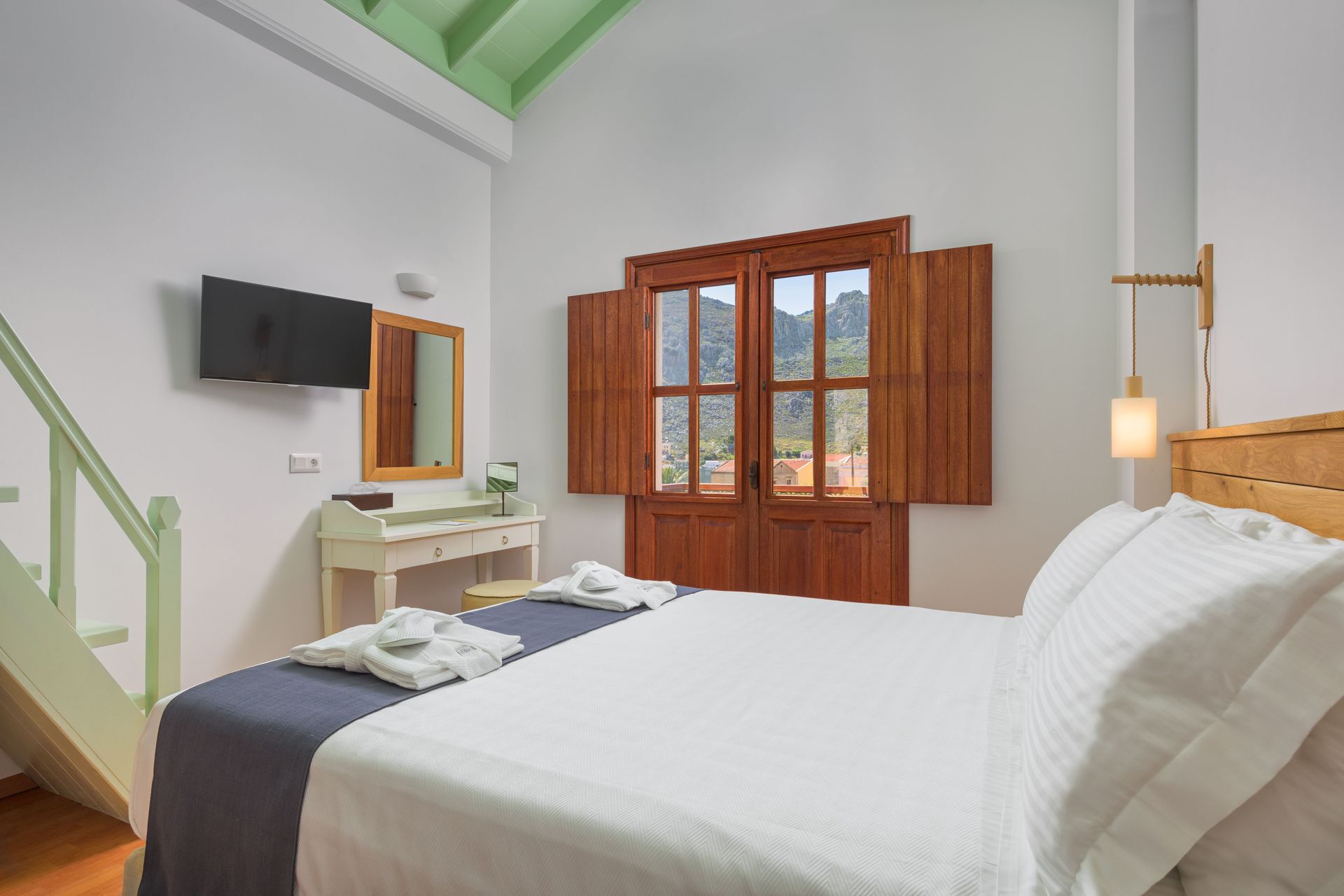 Family Apartment with Sea View