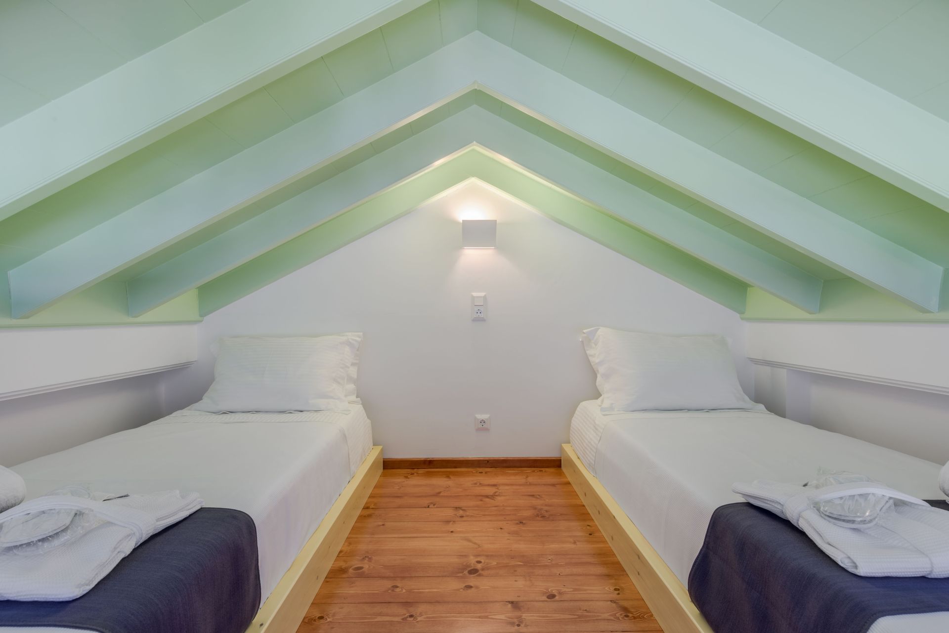 Family Apartment with Sea View