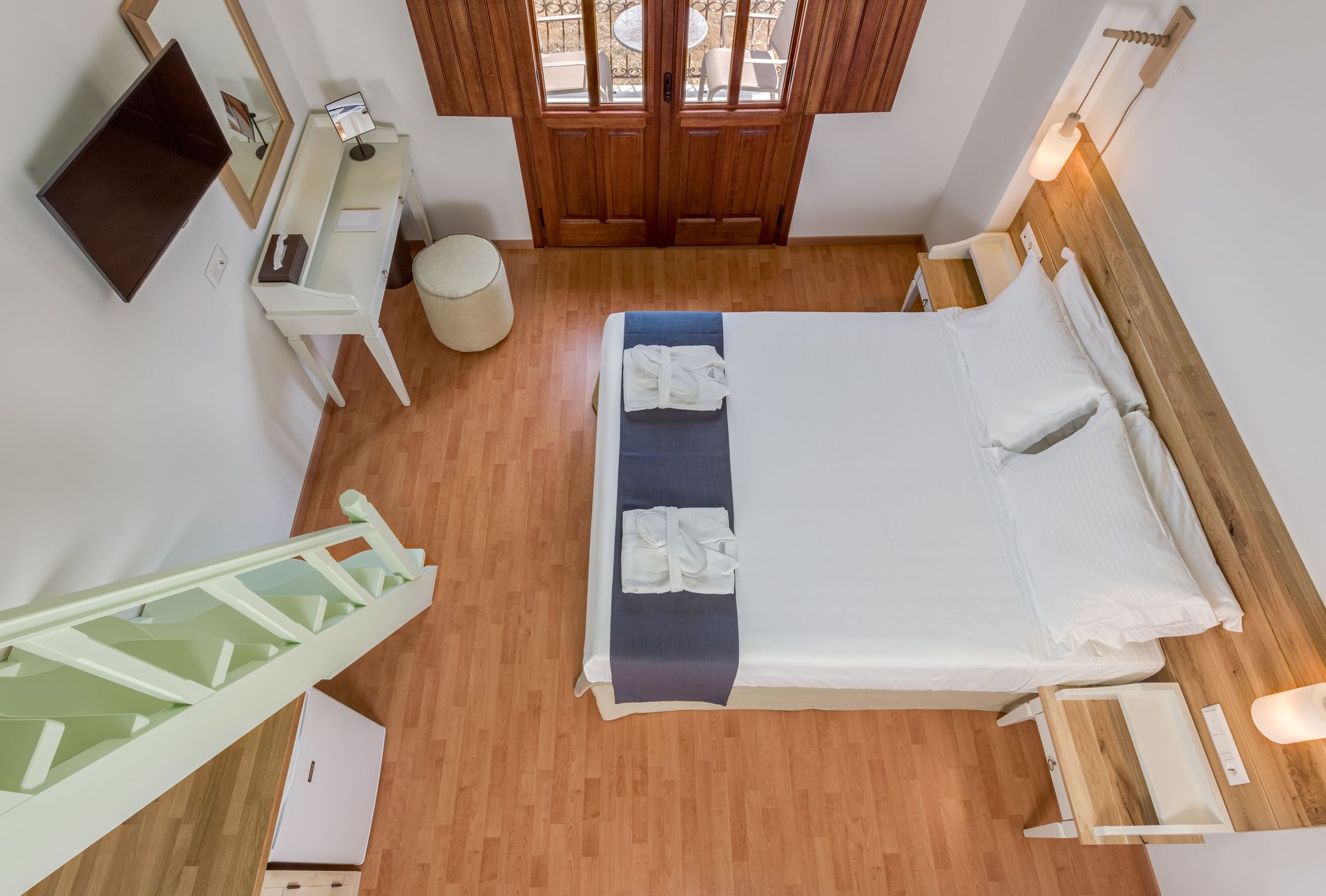 Family Apartment with Sea View