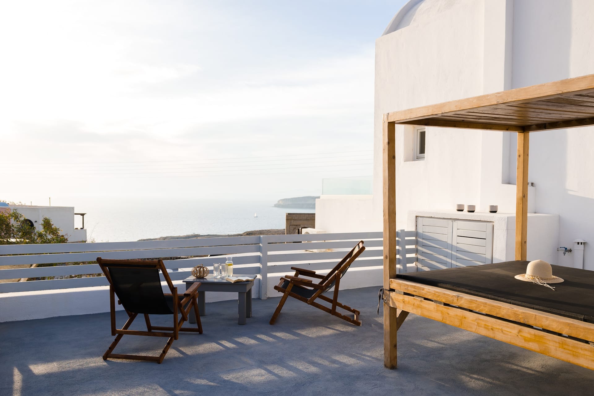 Elegant Suite with indoor hot tub and sea view