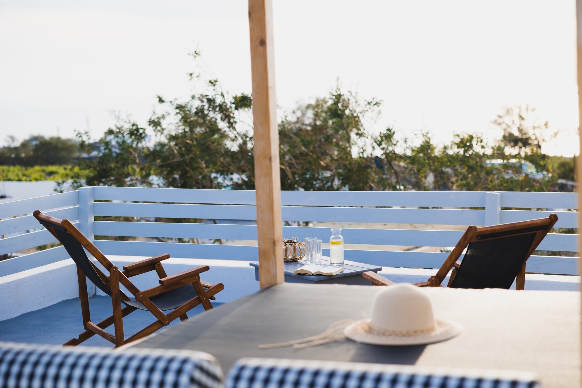 Elegant Suite with indoor hot tub and sea view