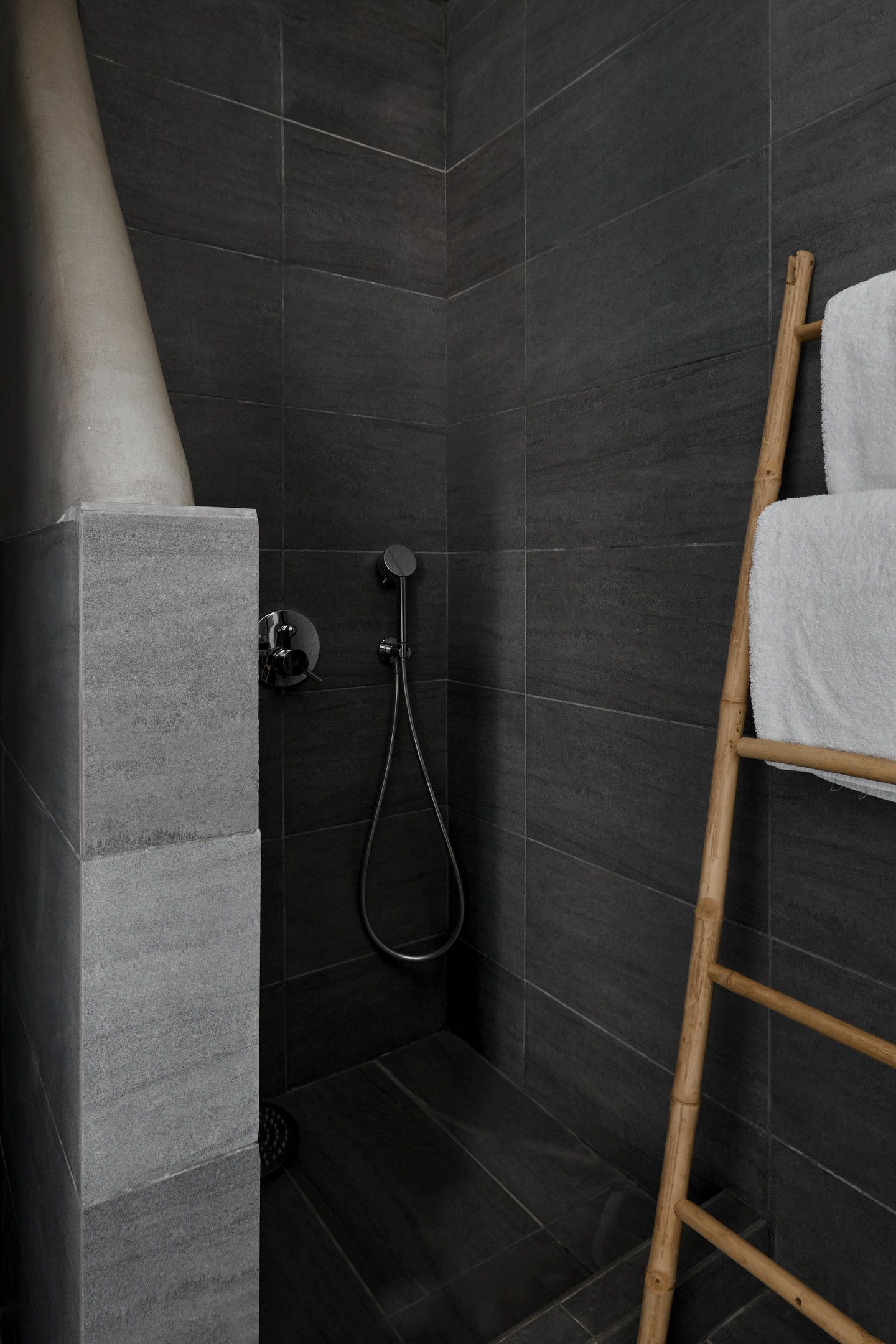 Deluxe Room with hot tub and sea view