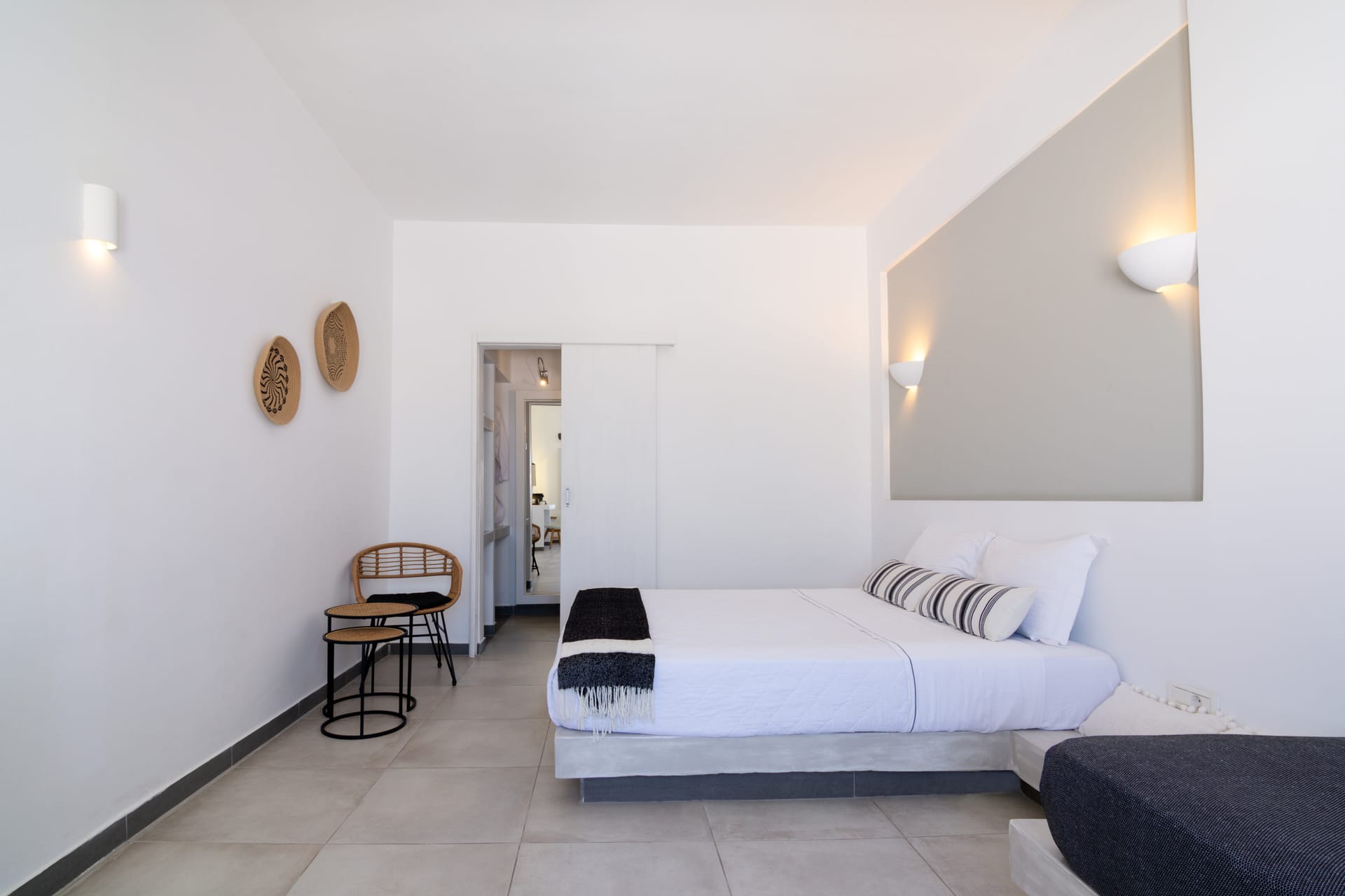 Deluxe Suite with plunge pool and sea view