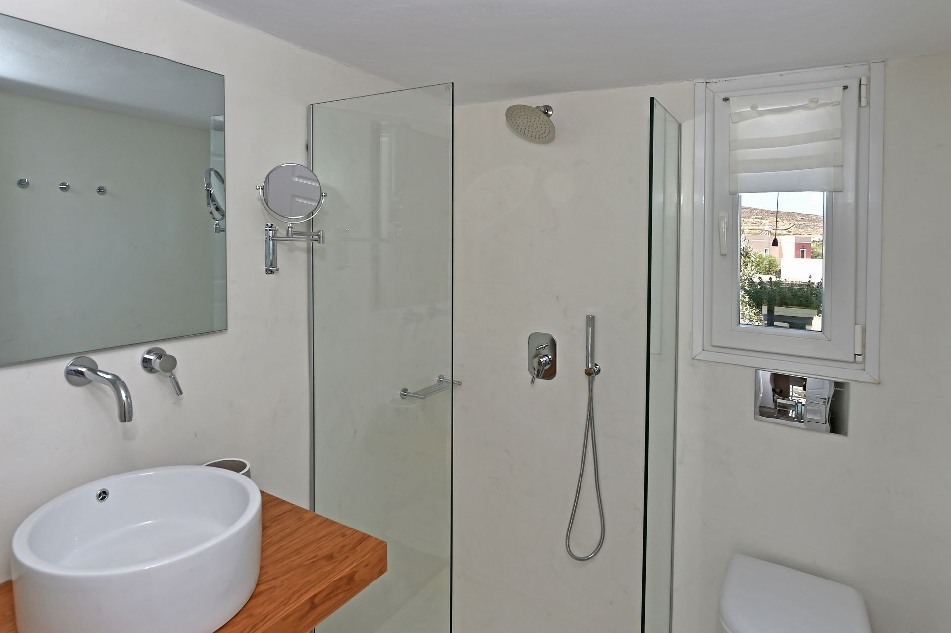 Three (3) Bedrooms Estate