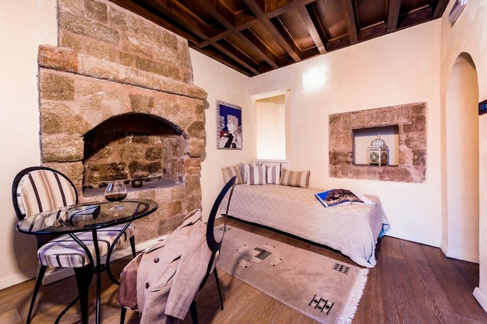 Mythos Junior Suite with Jetted Shower 32m²