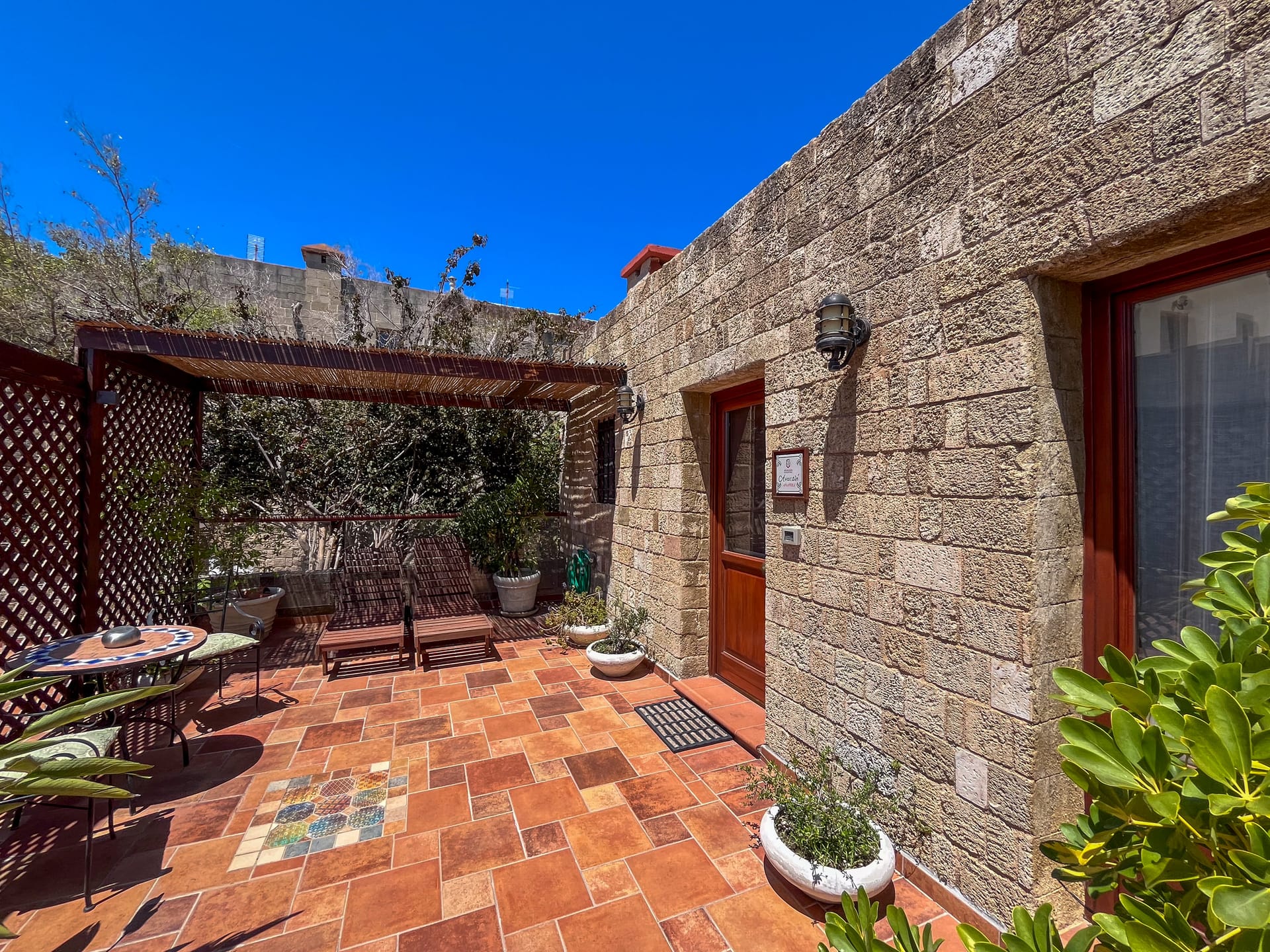 Anatoli Suite with Jetted Shower & Private Terrace 38m²