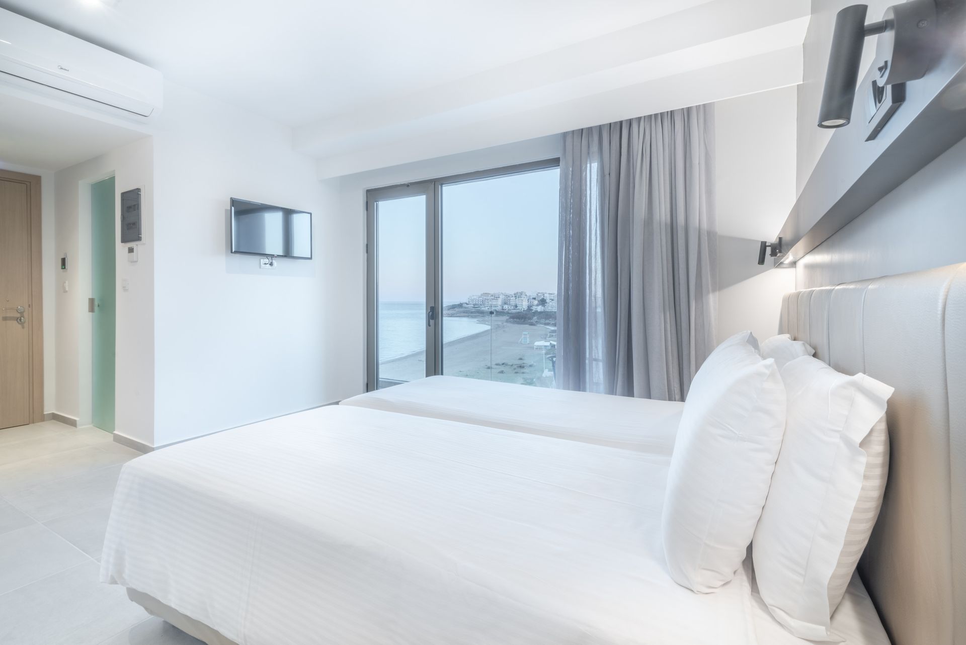 Superior Triple Side Sea View