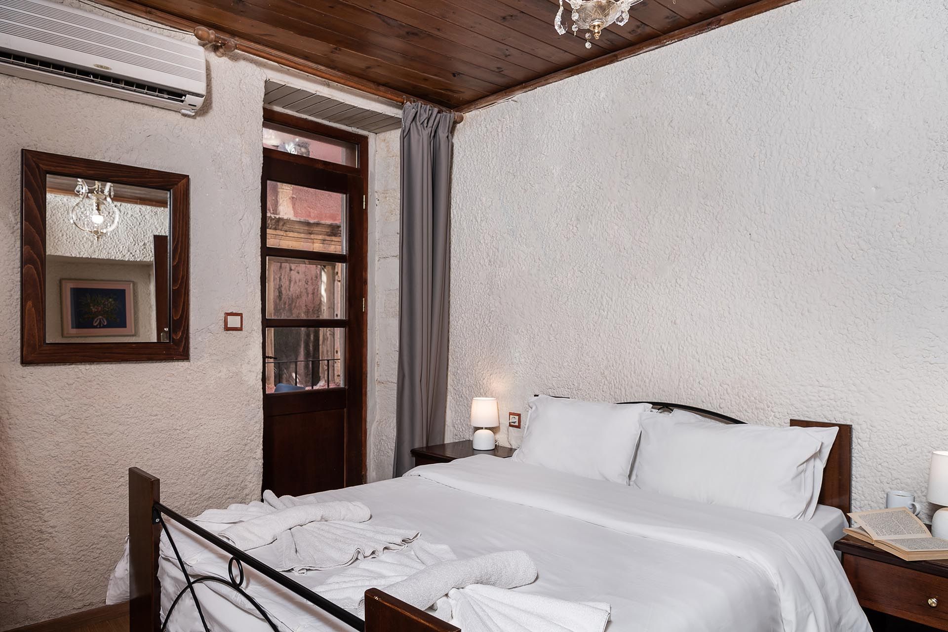 Standard w. Balcony | Old Town View