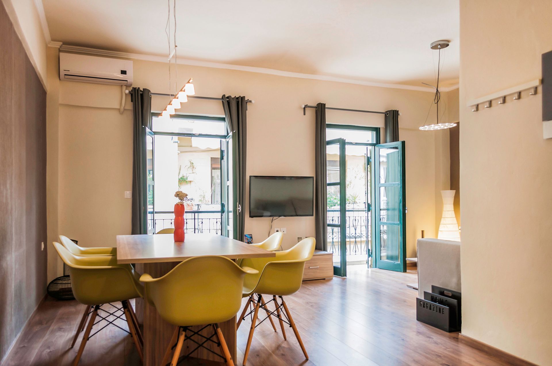 Cozy Apartment | Town View