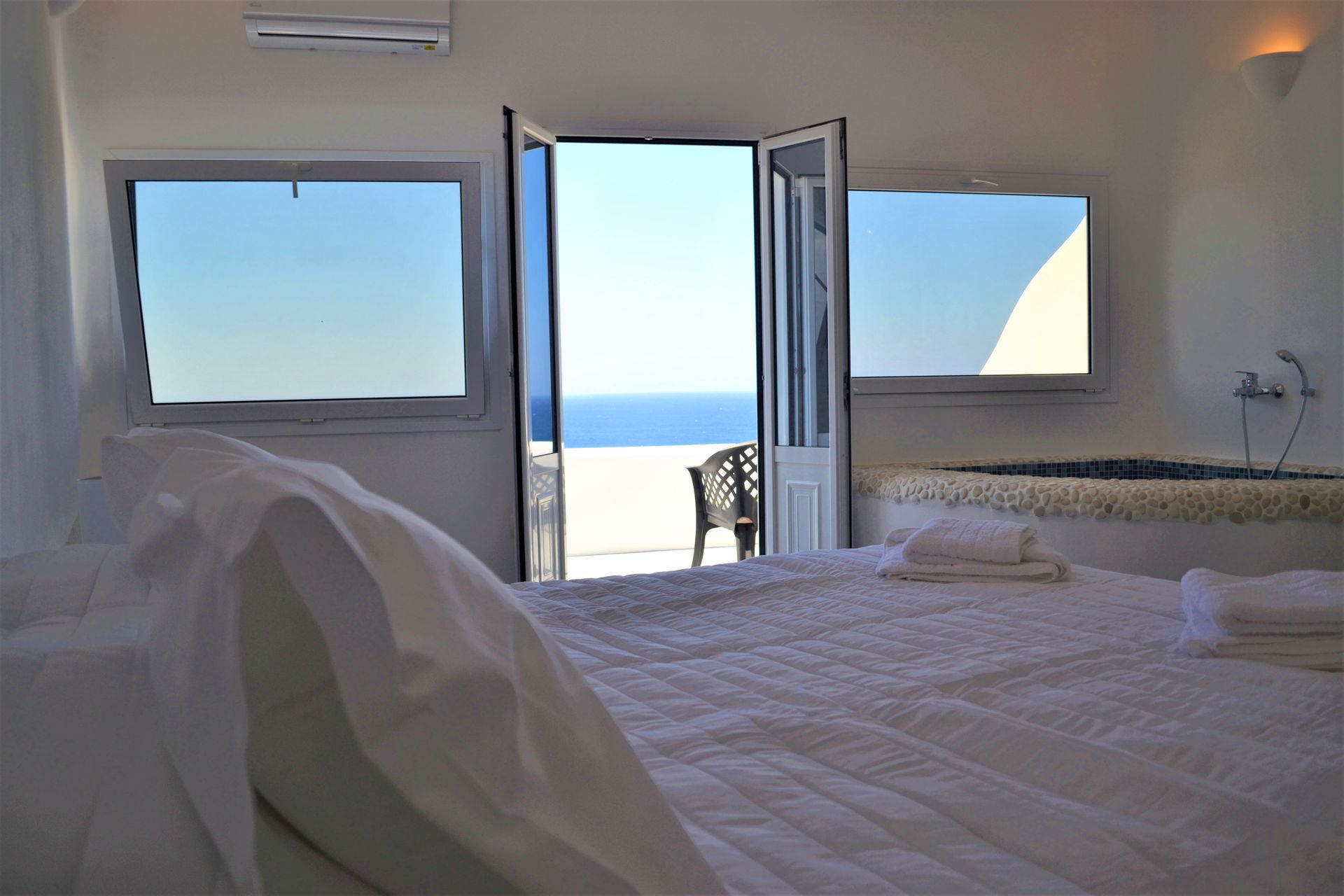Bliss Suite | Sea &amp; Sunset View