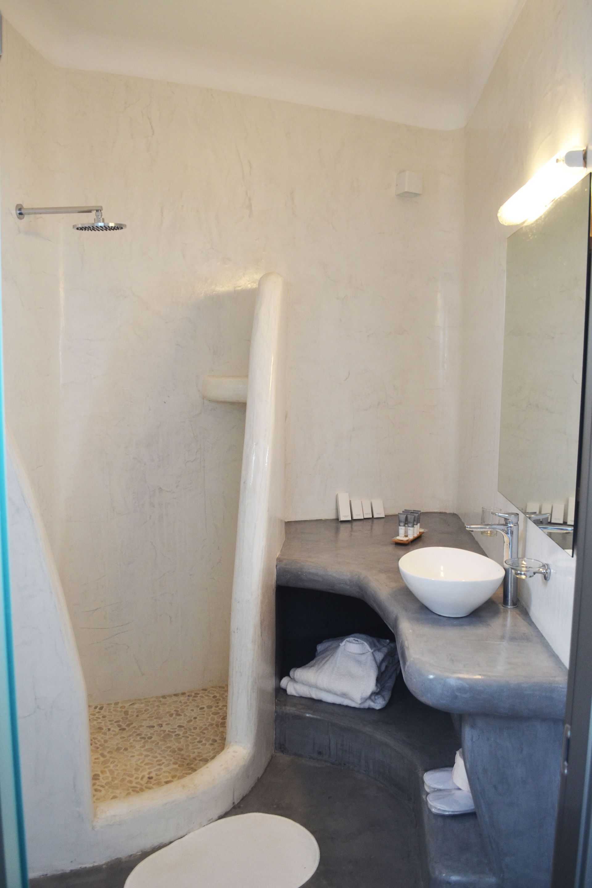 Divine Suite Outdoor Bath Tub | Sea &amp; Sunset View