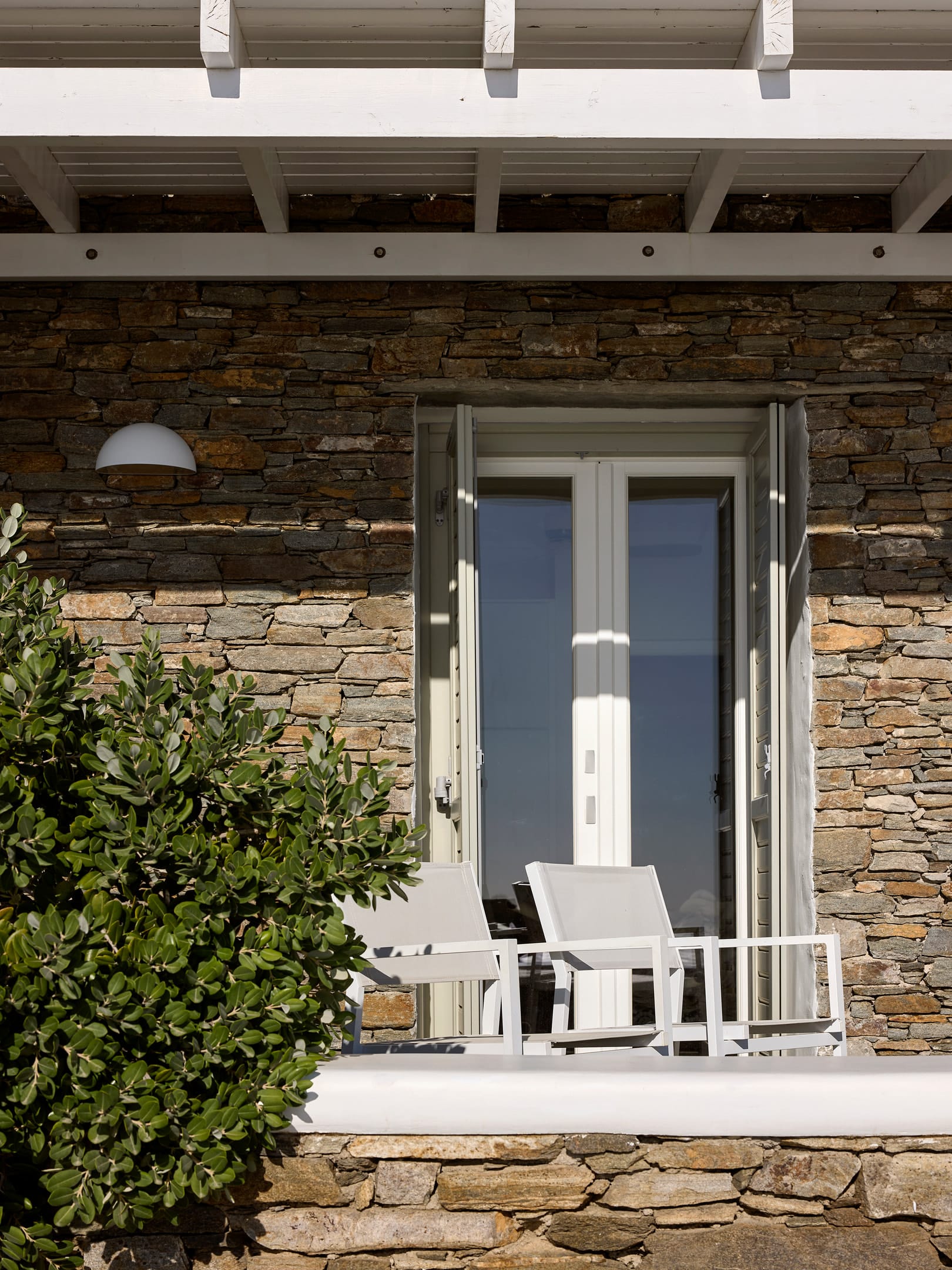 Deluxe Suite | Pool Side with Sea View