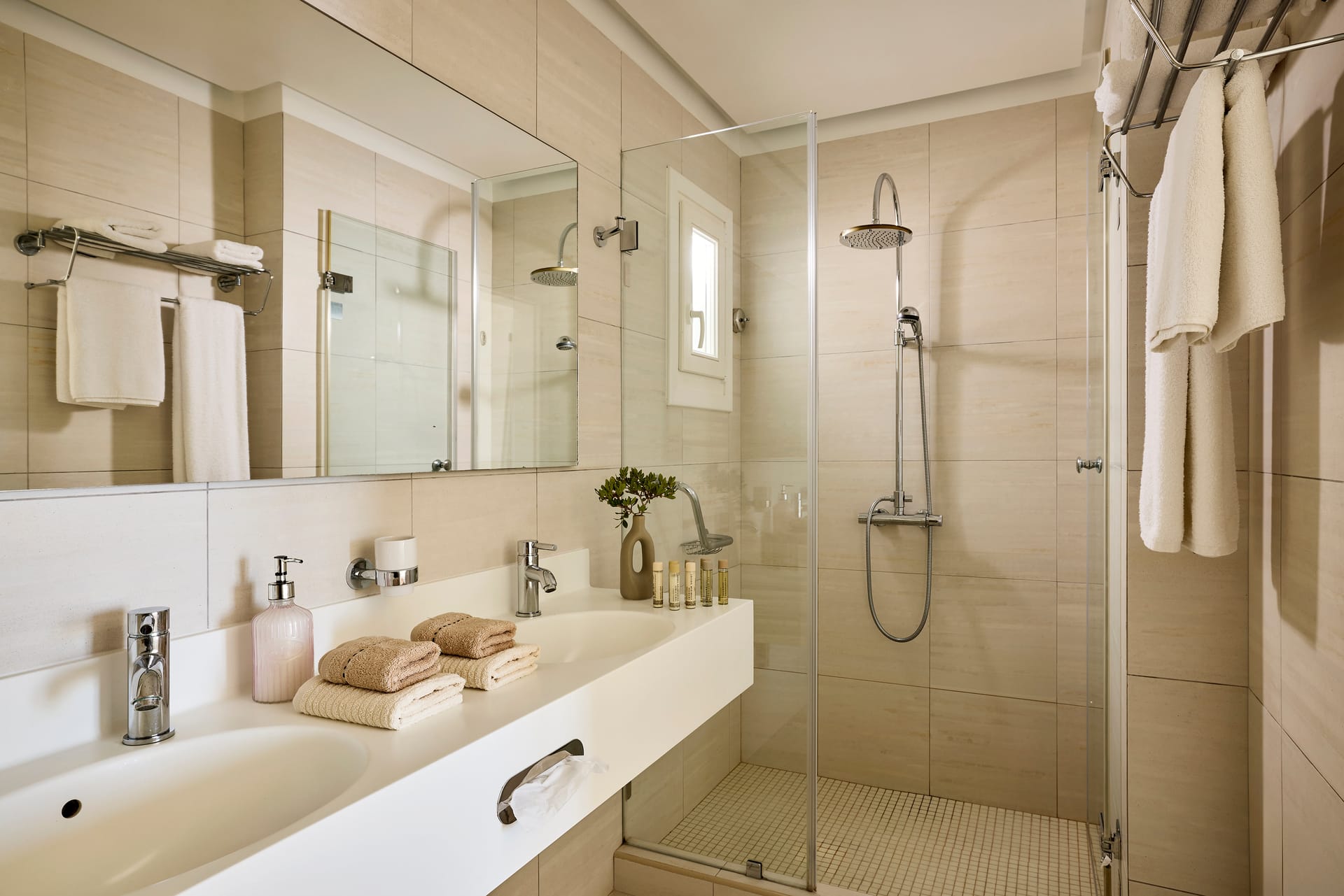 Superior Suite | Upper Floor with Sea View