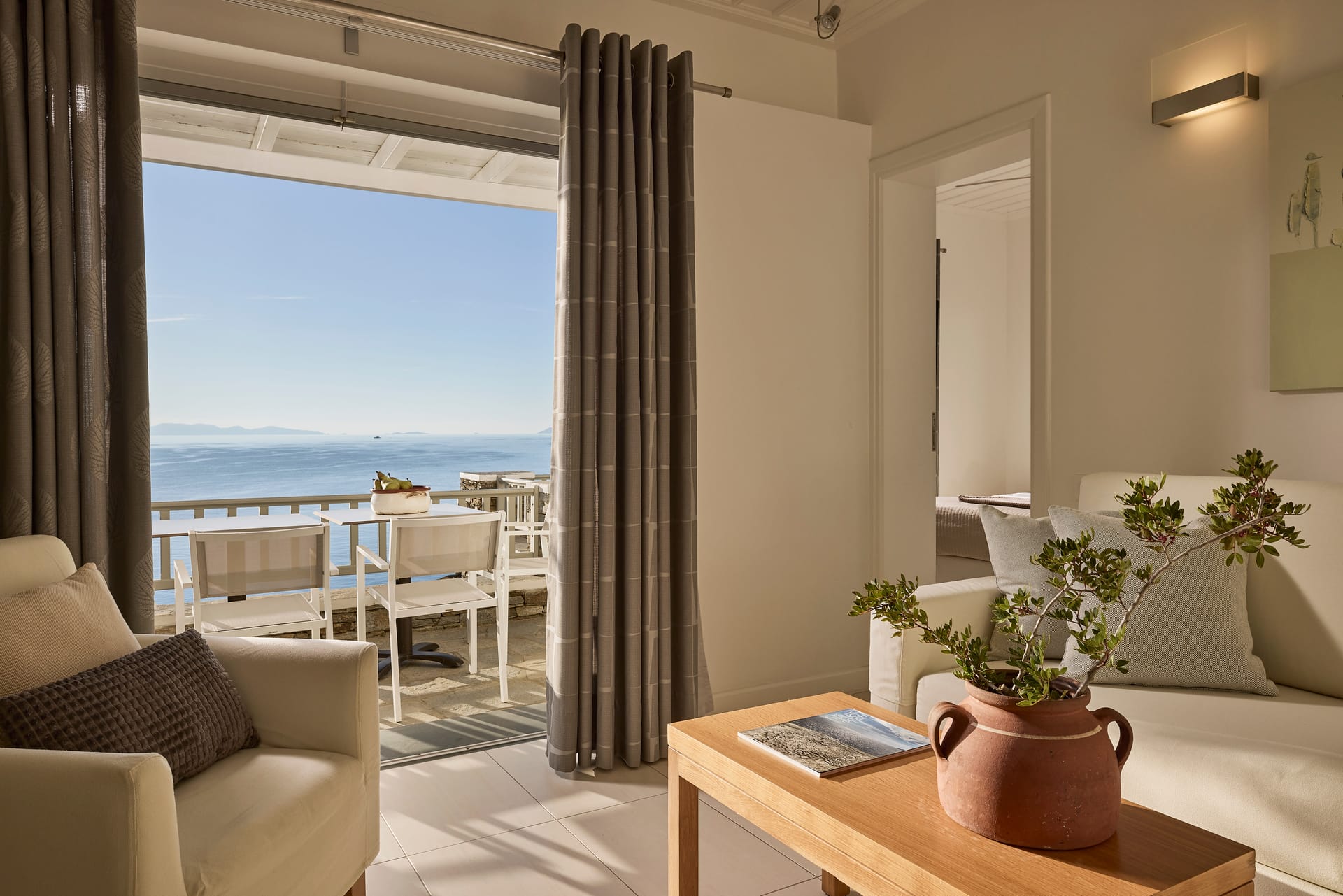 Superior Suite | Upper Floor with Sea View