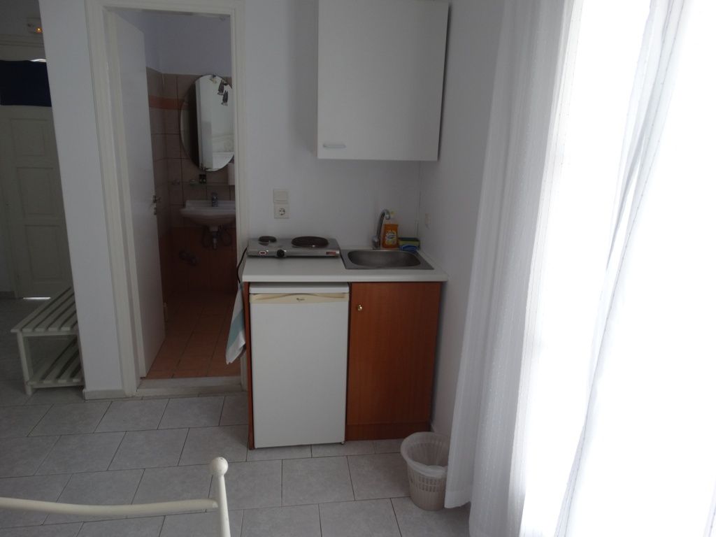 Economy Double Room with Terrace and Sea View | 5