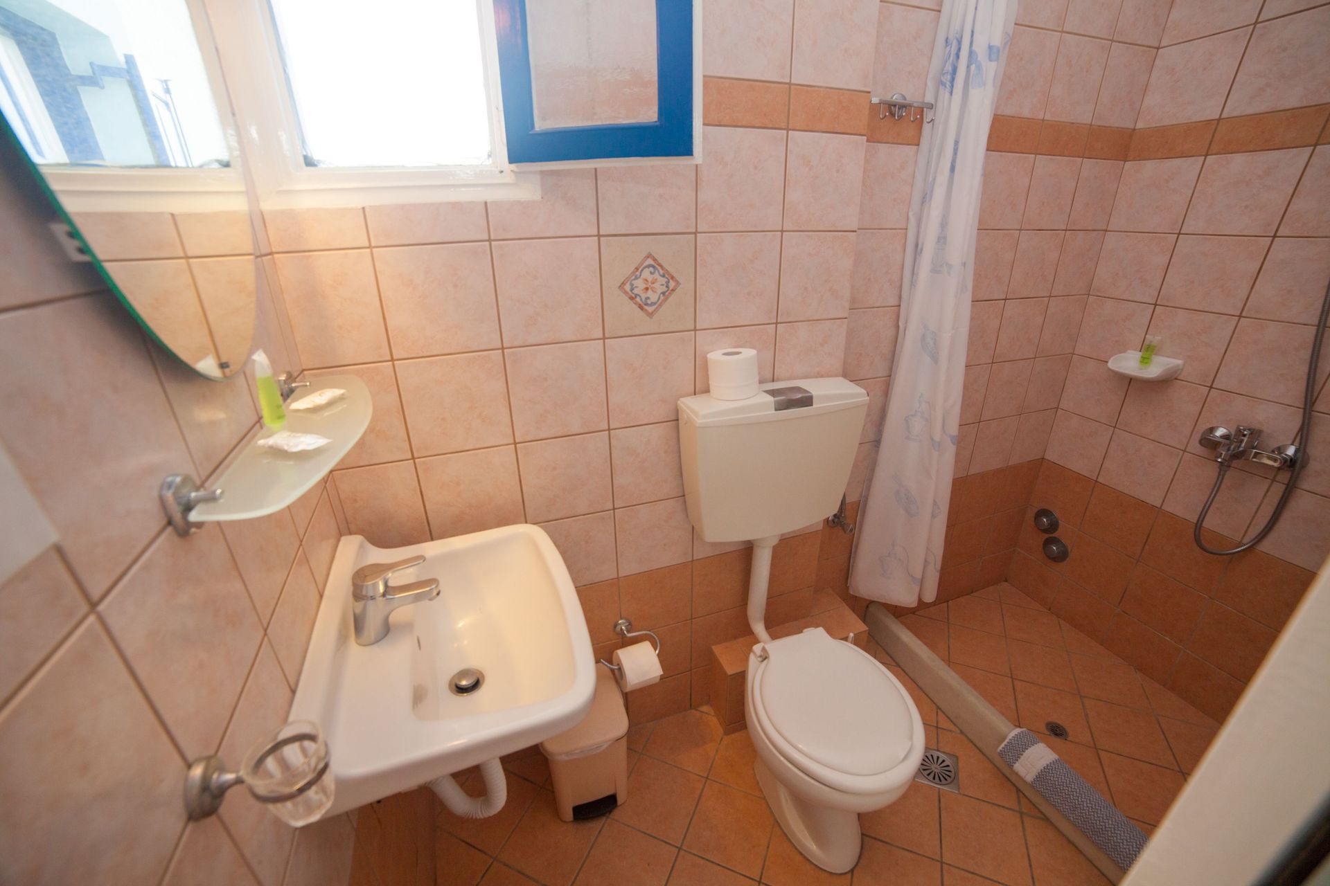 Economy Double Room with Terrace and Sea View | 6