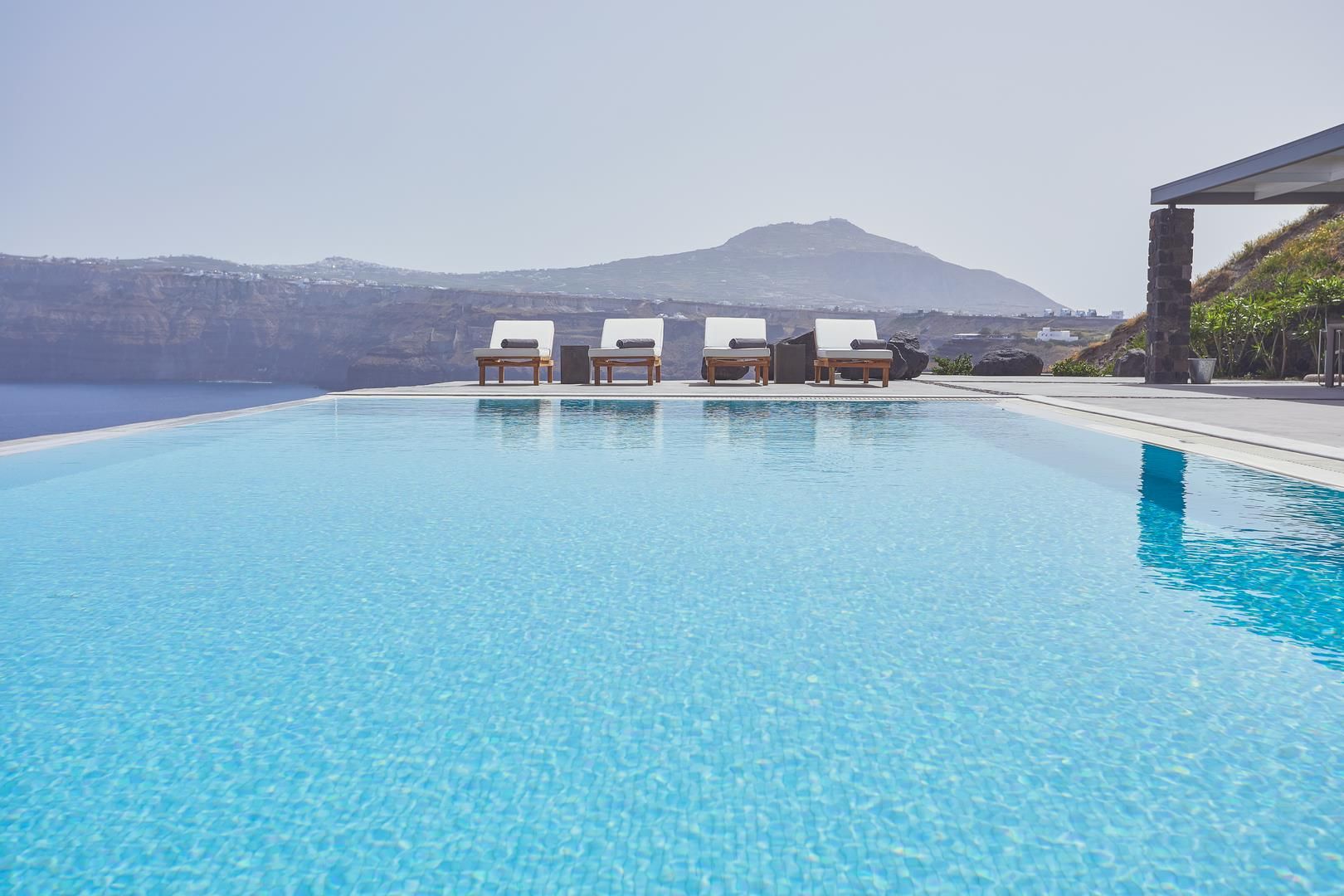 Royal Blue Villa
