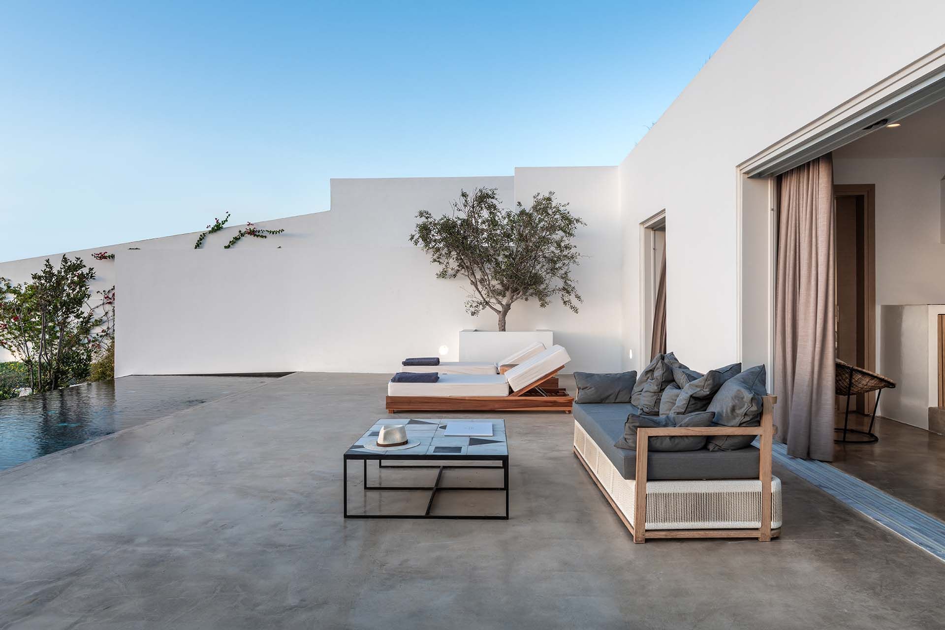 Asher Villa