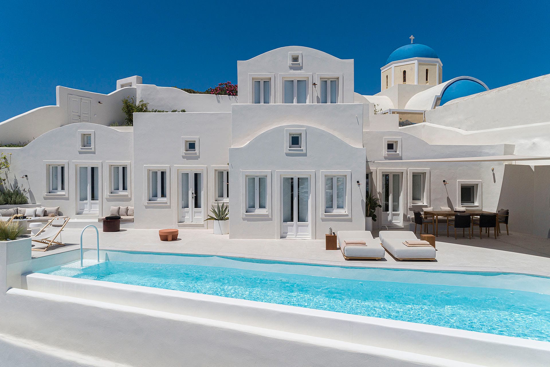 Claudette Villa