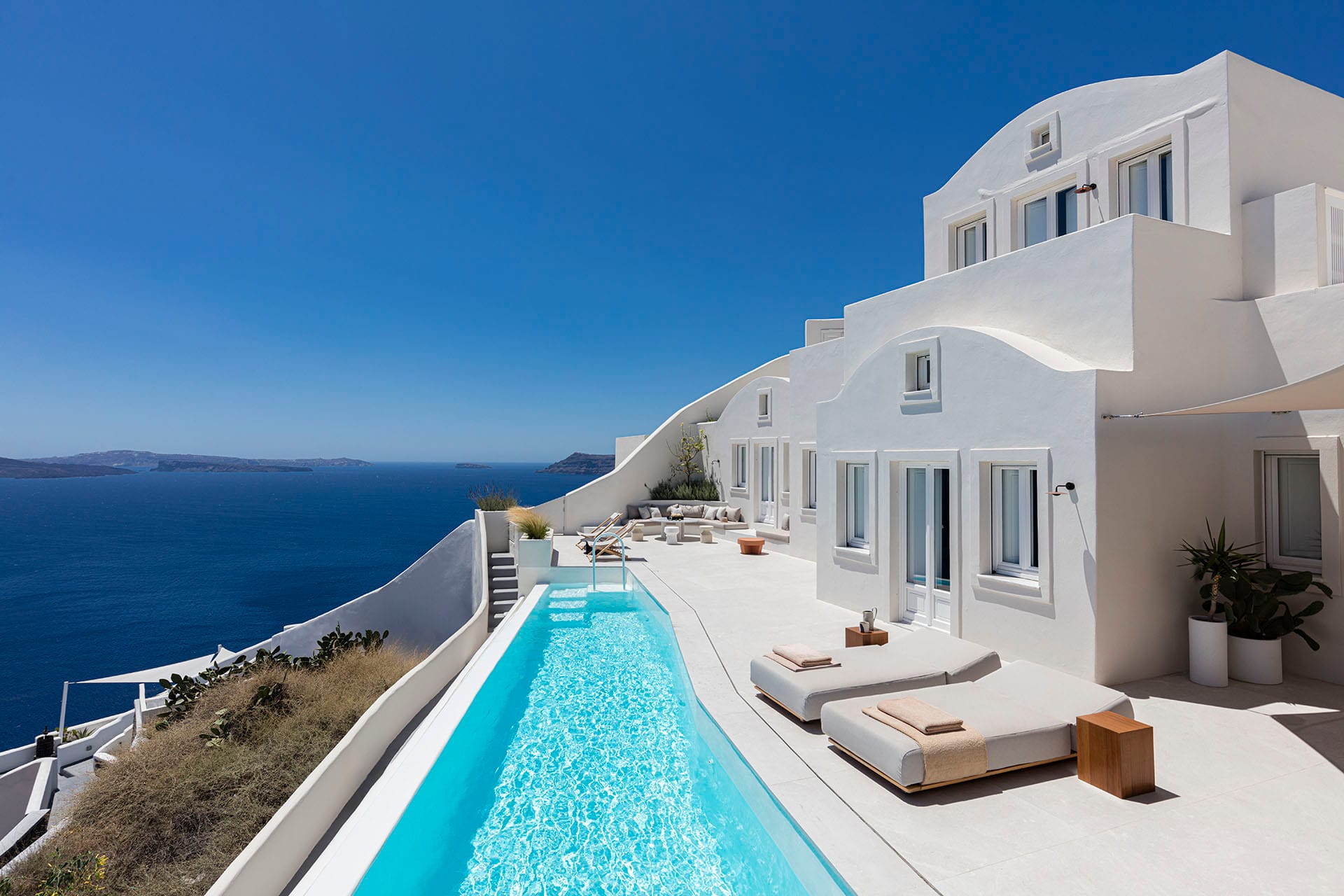 Claudette Villa