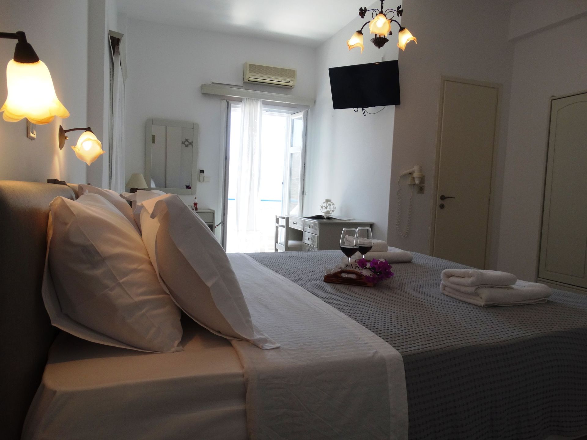 Double Room with Balcony and Sea View | 8