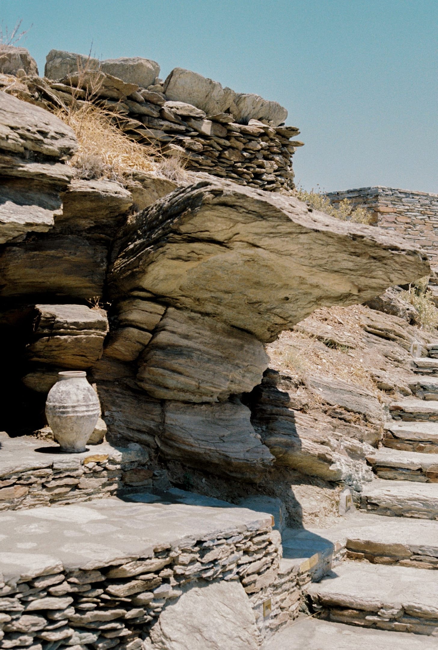 Amygdalo - Hill Side Suite / Sea View