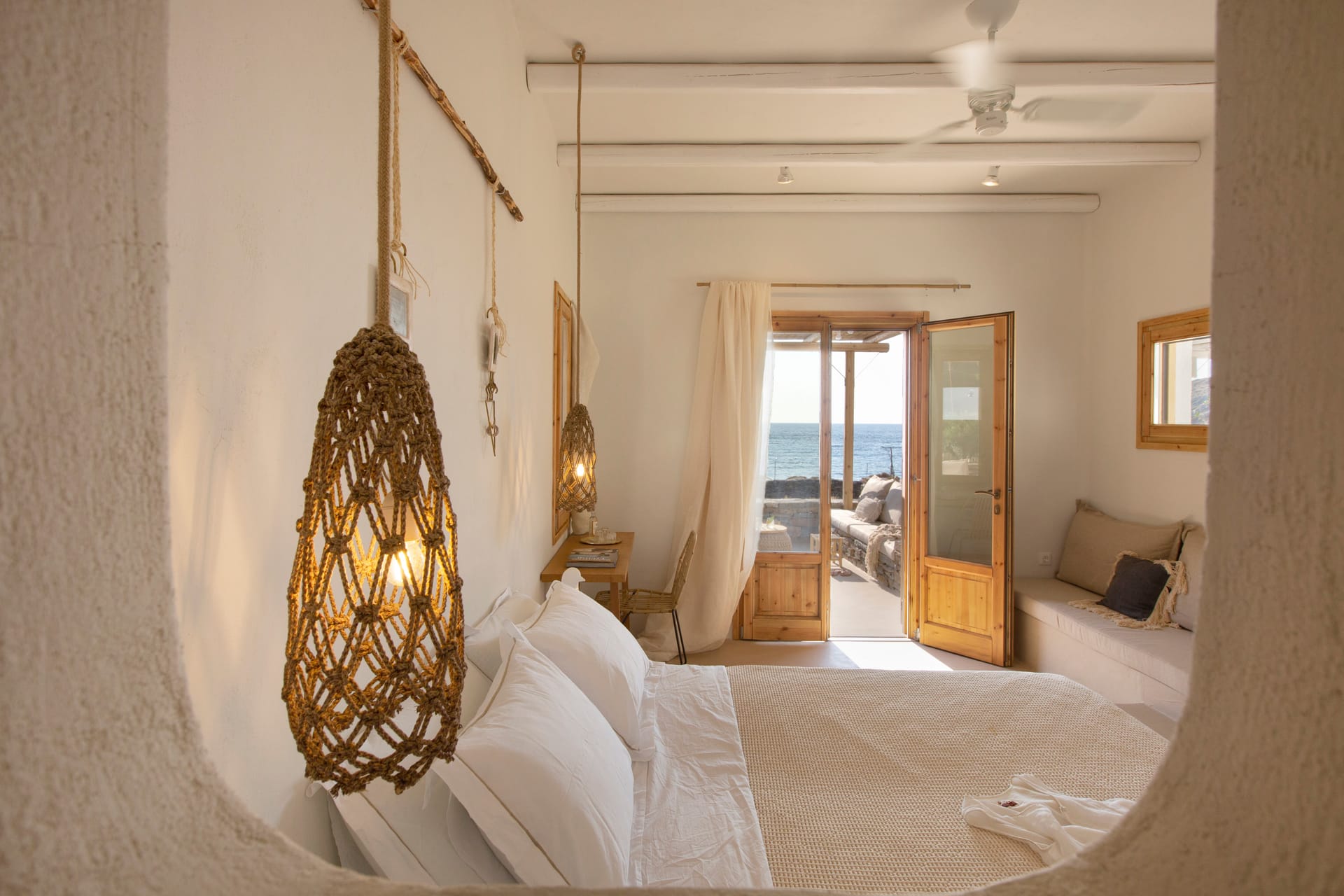Thalassa - Beach Side Suite / Sea View