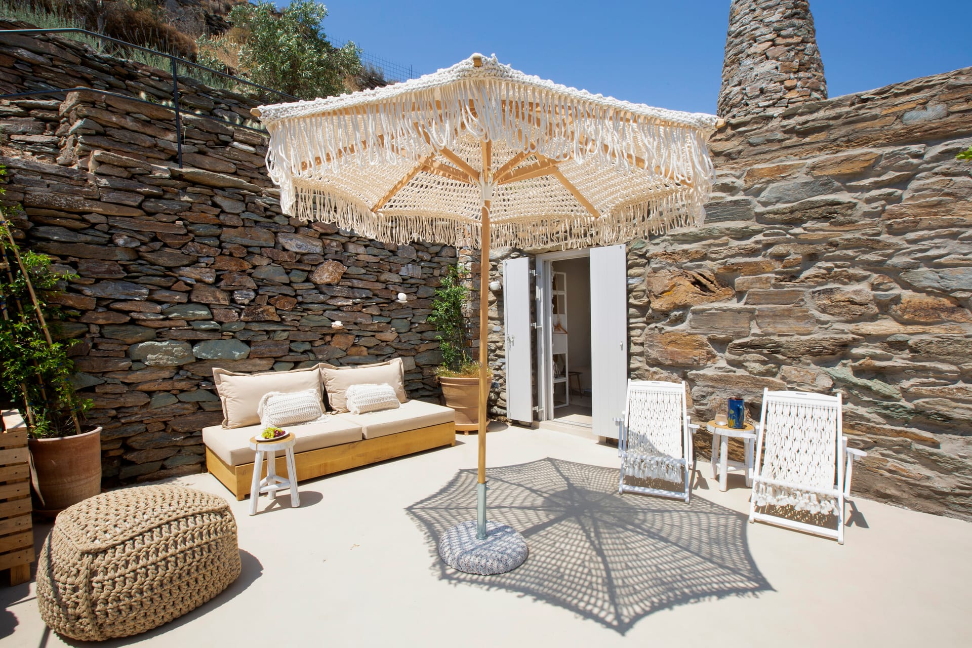 Syko - Beach Side 2 Rooms Suite / Sea View