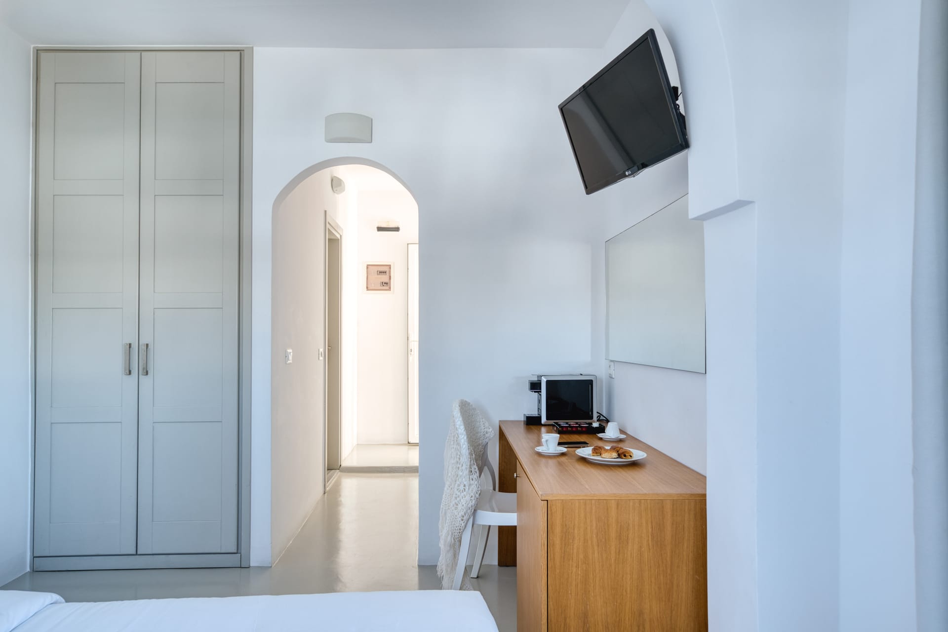 Classic Room with Side Sea View 18m²