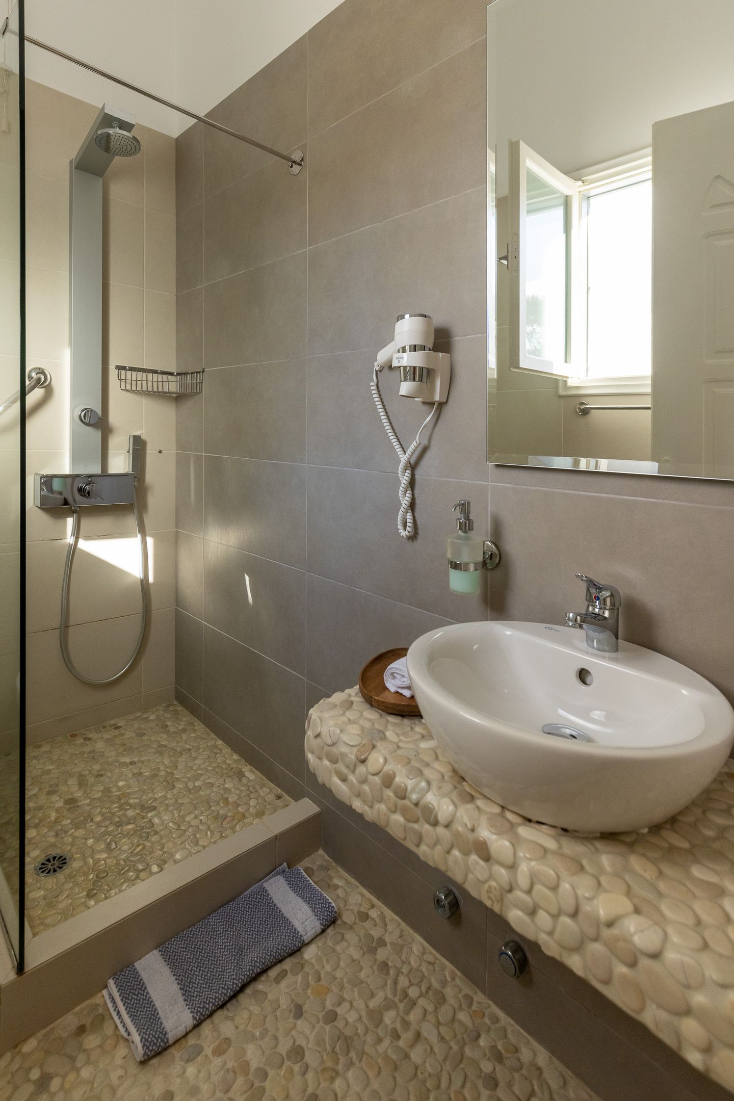 Sea View Studio Ground Floor