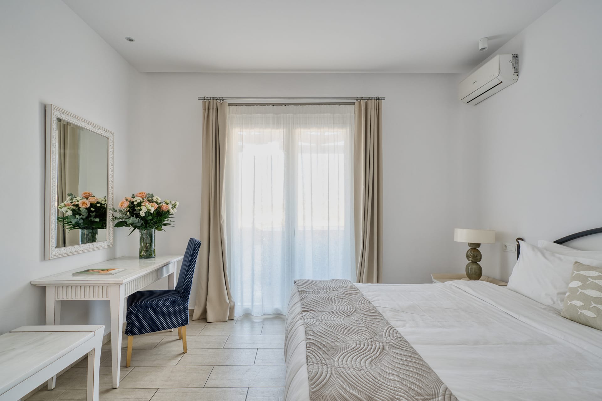 Sea View Residence with Hot Tub 40m²