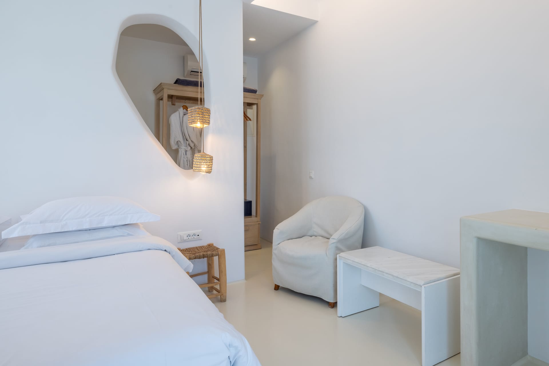 Deluxe Double Room with Sea View &amp; Hot Tub 30m²